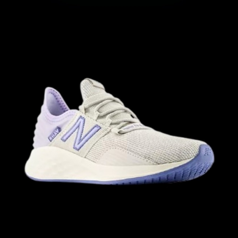 New Balance Fresh Foam Roav v1 Womens Size 7.5/Kids 6 Grey Violet Blue